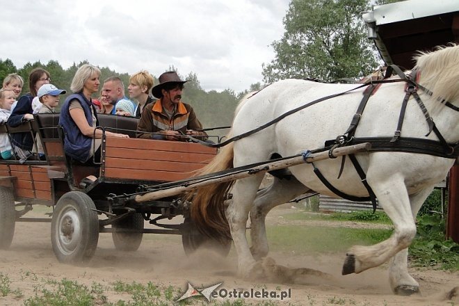 Dzień Dziecka w Przedszkolu Jaś i Małgosia [1.05.2014] - zdjęcie #31 - eOstroleka.pl