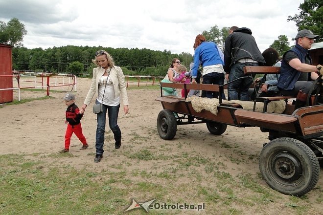 Dzień Dziecka w Przedszkolu Jaś i Małgosia [1.05.2014] - zdjęcie #28 - eOstroleka.pl