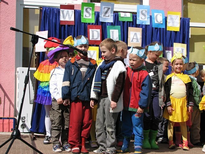 Festyn rodzinny w PM nr 15 [30.05.2014] - zdjęcie #24 - eOstroleka.pl
