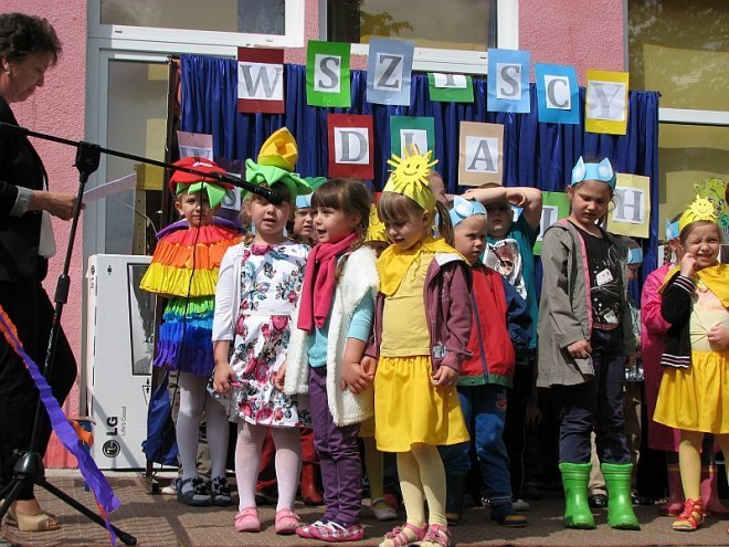 Festyn rodzinny w PM nr 15 [30.05.2014] - zdjęcie #22 - eOstroleka.pl