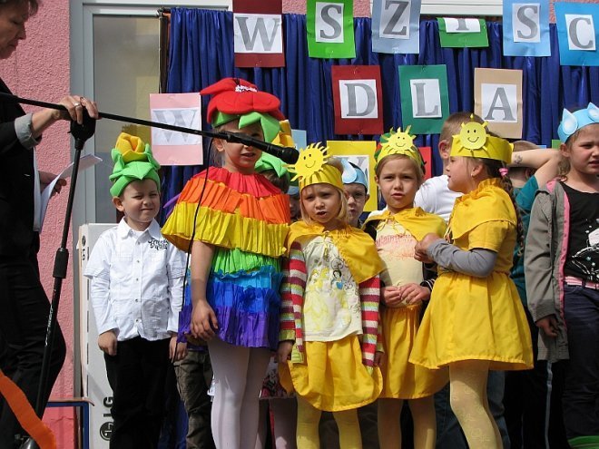 Festyn rodzinny w PM nr 15 [30.05.2014] - zdjęcie #20 - eOstroleka.pl