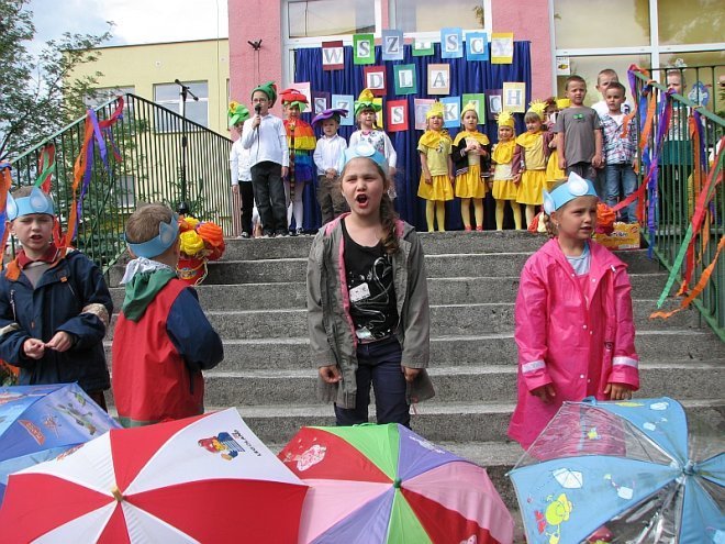 Festyn rodzinny w PM nr 15 [30.05.2014] - zdjęcie #16 - eOstroleka.pl
