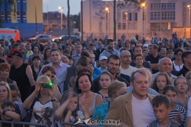 Zespół Piersi na finał wielkiego otwarcia Galerii Bursztynowej [05.06.2014] - zdjęcie #129 - eOstroleka.pl