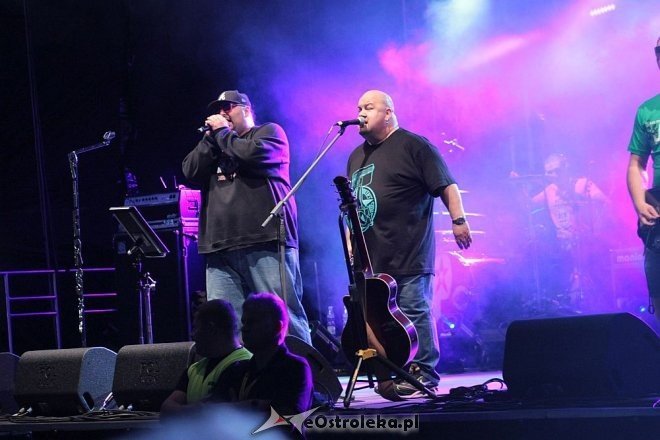 Zespół Piersi na finał wielkiego otwarcia Galerii Bursztynowej [05.06.2014] - zdjęcie #197 - eOstroleka.pl