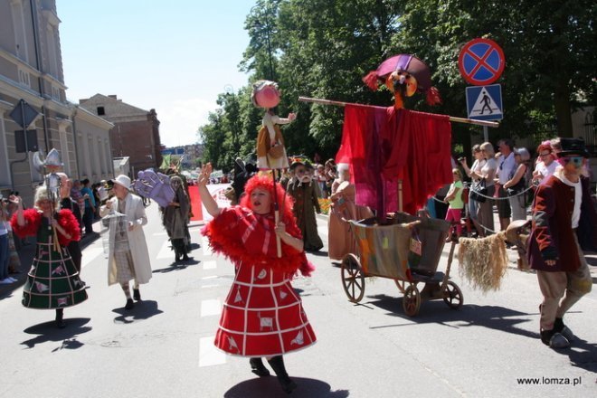 Parada Województwa Podlaskiego przeszła ulicami Łomży - zdjęcie #30 - eOstroleka.pl