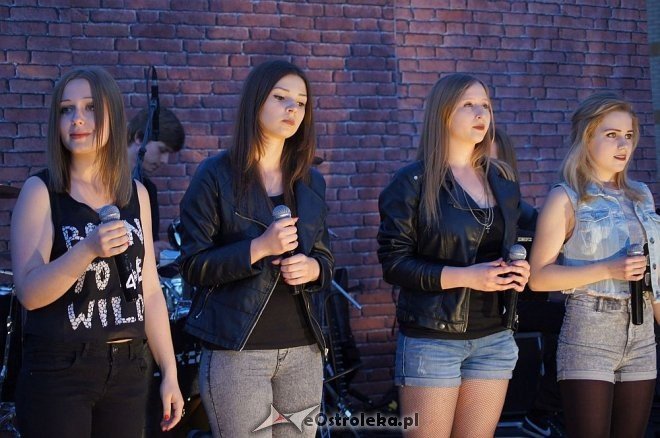 „Wolności... Oddać Nie Umiem” – koncert i spektakl plenerowy z okazji 25-lecia demokracji w Polsce [08.06.2014] - zdjęcie #57 - eOstroleka.pl
