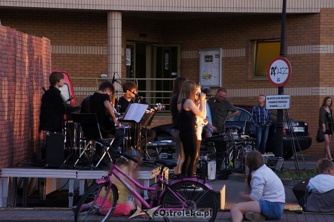 „Wolności... Oddać Nie Umiem” – koncert i spektakl plenerowy z okazji 25-lecia demokracji w Polsce [08.06.2014] - zdjęcie #38 - eOstroleka.pl
