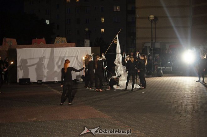 „Wolności... Oddać Nie Umiem” – koncert i spektakl plenerowy z okazji 25-lecia demokracji w Polsce [08.06.2014] - zdjęcie #21 - eOstroleka.pl