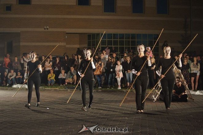 „Wolności... Oddać Nie Umiem” – koncert i spektakl plenerowy z okazji 25-lecia demokracji w Polsce [08.06.2014] - zdjęcie #8 - eOstroleka.pl