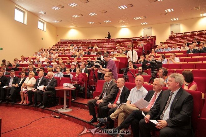 Wyjazdowe posiedzenie klubu parlamentarnego PiS w Ostrołęce [11.06.2014] - zdjęcie #9 - eOstroleka.pl