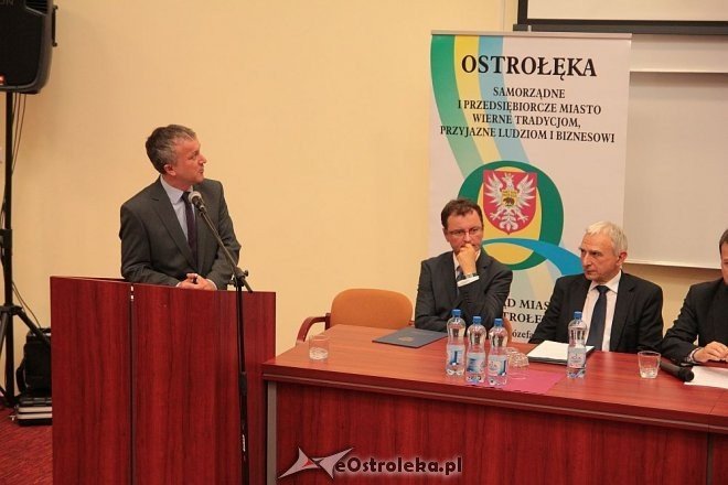 Wyjazdowe posiedzenie klubu parlamentarnego PiS w Ostrołęce [11.06.2014] - zdjęcie #14 - eOstroleka.pl