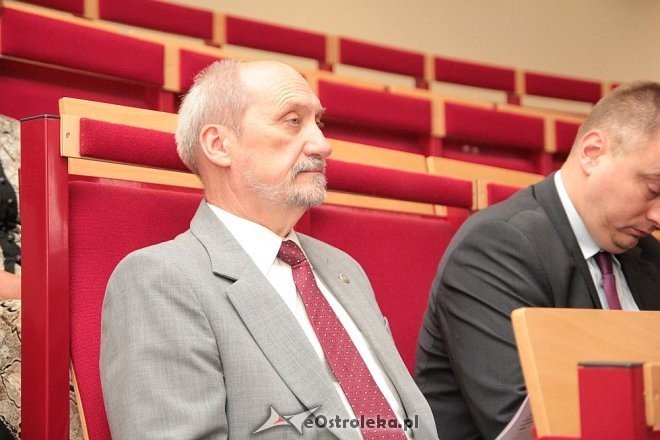 Wyjazdowe posiedzenie klubu parlamentarnego PiS w Ostrołęce [11.06.2014] - zdjęcie #44 - eOstroleka.pl
