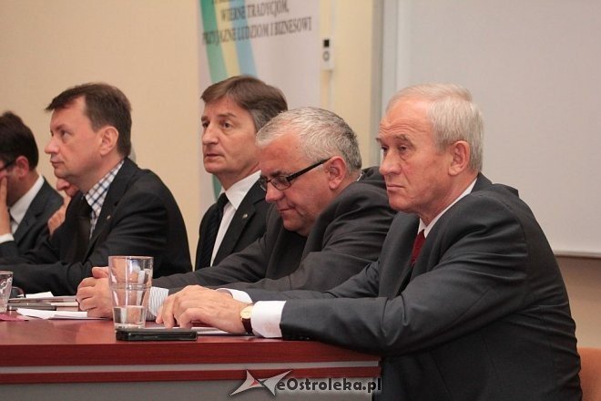 Wyjazdowe posiedzenie klubu parlamentarnego PiS w Ostrołęce [11.06.2014] - zdjęcie #68 - eOstroleka.pl