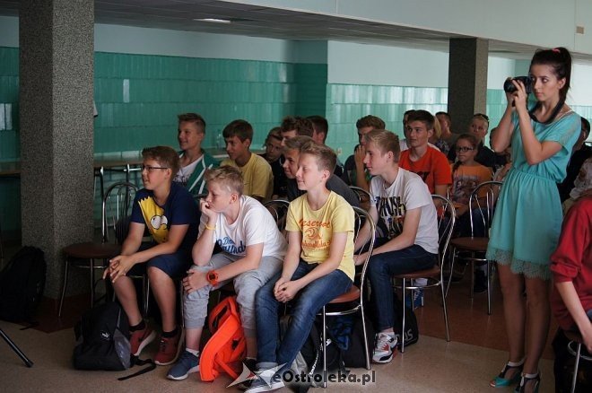 Łukasz Grzeszczyk spotykał się z młodymi piłkarzami z Ostrołęki [12,06,2014] - zdjęcie #2 - eOstroleka.pl