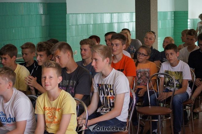 Łukasz Grzeszczyk spotykał się z młodymi piłkarzami z Ostrołęki [12,06,2014] - zdjęcie #8 - eOstroleka.pl