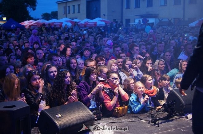 Piękni i Młodzi zagrali w Ostrołęce [16.06.2014] - zdjęcie #87 - eOstroleka.pl