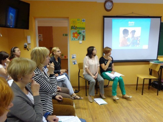Szkolenie pt. „MAKATON system gestów i znaków – poziom podstawowy I” [18.06.2014] - zdjęcie #6 - eOstroleka.pl