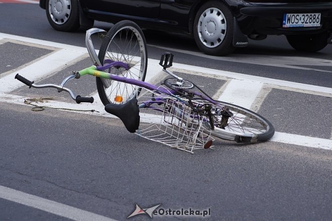 Ostrołęka: 94-letni rowerzysta wjechał pod koło osobowego opla [18.06.2014] - zdjęcie #6 - eOstroleka.pl