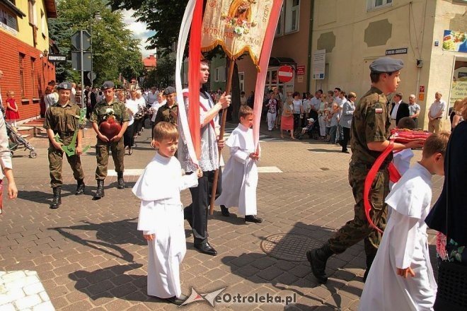 Procesja Bożego Ciała w sanktuarium pw. św Antoniego Padewskiego [19.06.2014] - zdjęcie #31 - eOstroleka.pl