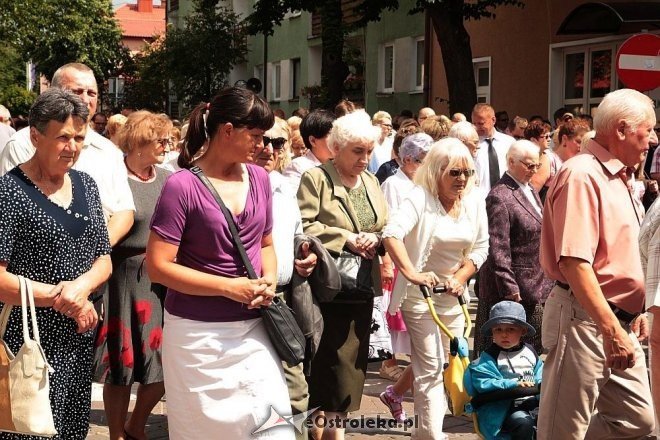 Procesja Bożego Ciała w sanktuarium pw. św Antoniego Padewskiego [19.06.2014] - zdjęcie #80 - eOstroleka.pl