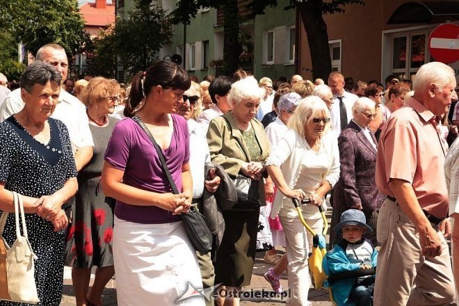 Procesja Bożego Ciała w sanktuarium pw. św Antoniego Padewskiego [19.06.2014] - zdjęcie #69 - eOstroleka.pl