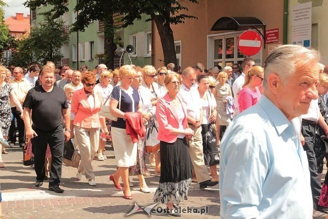 Procesja Bożego Ciała w sanktuarium pw. św Antoniego Padewskiego [19.06.2014] - zdjęcie #67 - eOstroleka.pl