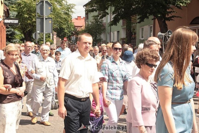 Procesja Bożego Ciała w sanktuarium pw. św Antoniego Padewskiego [19.06.2014] - zdjęcie #63 - eOstroleka.pl