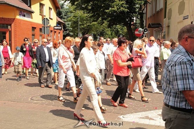 Procesja Bożego Ciała w sanktuarium pw. św Antoniego Padewskiego [19.06.2014] - zdjęcie #56 - eOstroleka.pl