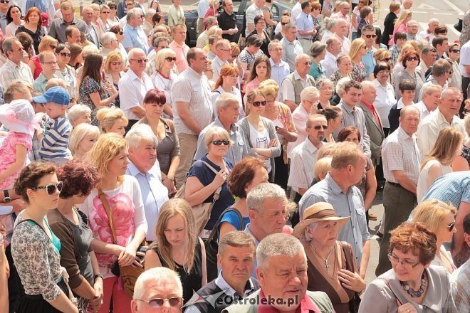 Procesja Bożego Ciała w sanktuarium pw. św Antoniego Padewskiego [19.06.2014] - zdjęcie #11 - eOstroleka.pl