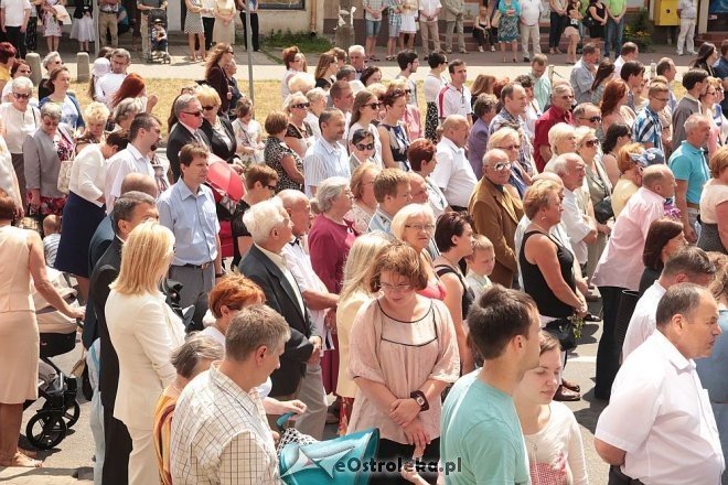 Procesja Bożego Ciała w sanktuarium pw. św Antoniego Padewskiego [19.06.2014] - zdjęcie #8 - eOstroleka.pl