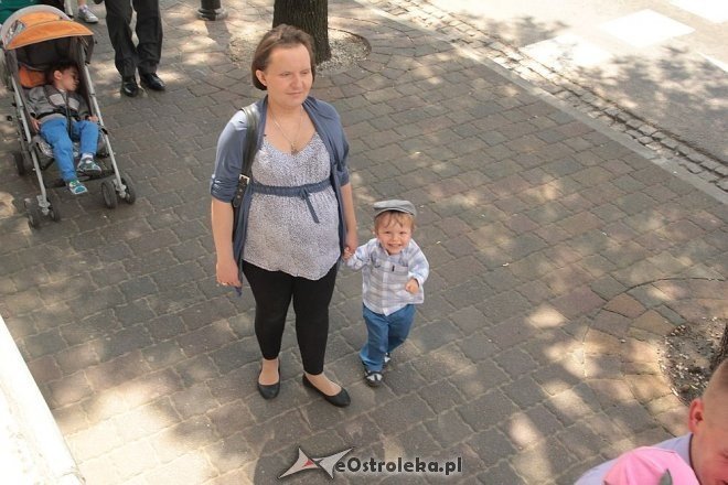 Procesja Bożego Ciała w sanktuarium pw. św Antoniego Padewskiego [19.06.2014] - zdjęcie #1 - eOstroleka.pl