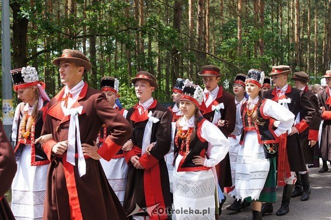 Wesele Kurpiowskie 2014: Ceremonia zaślubin po kurpiowsku [22.06.2014] - zdjęcie #161 - eOstroleka.pl