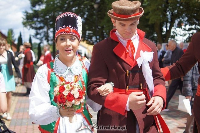 Wesele Kurpiowskie 2014: Ceremonia zaślubin po kurpiowsku [22.06.2014] - zdjęcie #118 - eOstroleka.pl