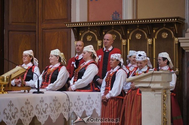 Wesele Kurpiowskie 2014: Ceremonia zaślubin po kurpiowsku [22.06.2014] - zdjęcie #58 - eOstroleka.pl