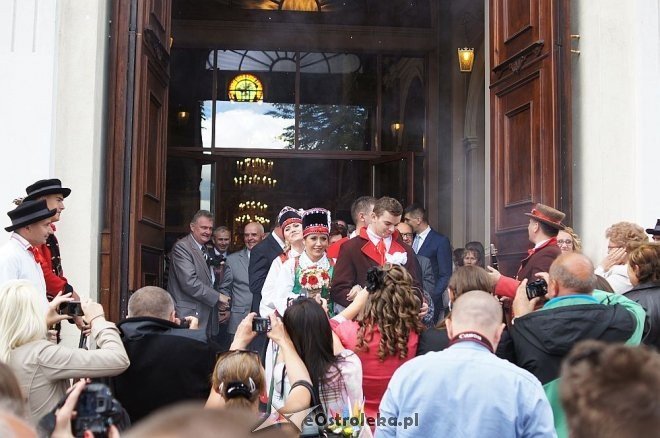 Wesele Kurpiowskie 2014: Ceremonia zaślubin po kurpiowsku [22.06.2014] - zdjęcie #32 - eOstroleka.pl