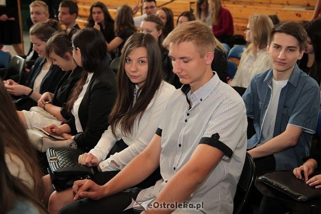 Zakończenie roku szkolnego w I Liceum Ogólnokształcącym [27.06.2014] - zdjęcie #21 - eOstroleka.pl