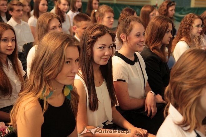 Zakończenie roku szkolnego w I Liceum Ogólnokształcącym [27.06.2014] - zdjęcie #54 - eOstroleka.pl
