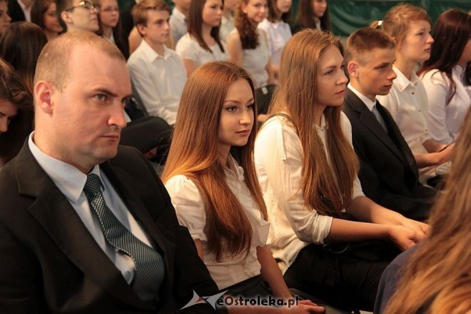 Zakończenie roku szkolnego w I Liceum Ogólnokształcącym [27.06.2014] - zdjęcie #55 - eOstroleka.pl