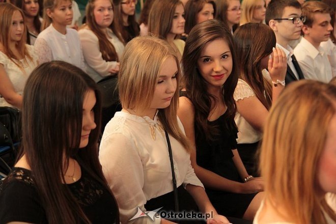 Zakończenie roku szkolnego w I Liceum Ogólnokształcącym [27.06.2014] - zdjęcie #26 - eOstroleka.pl