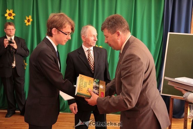 Zakończenie roku szkolnego w II LO [27.06.2014] - zdjęcie #3 - eOstroleka.pl