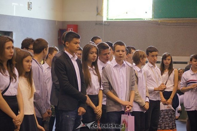 Zakończenie roku szkolnego w ZS 5 im. Unii Europejskiej w Ostrołęce [27.06.2014] - zdjęcie #8 - eOstroleka.pl