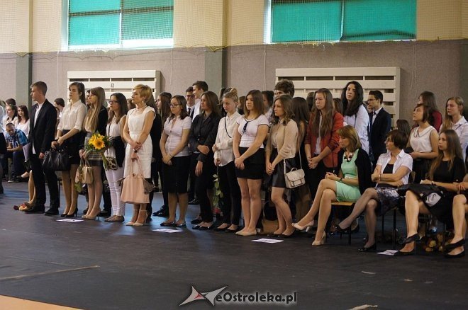 Zakończenie roku szkolnego w ZS 5 im. Unii Europejskiej w Ostrołęce [27.06.2014] - zdjęcie #16 - eOstroleka.pl