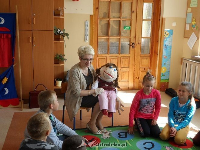 Spotkanie z Joanną Brodowską w Szkole Podstawowej „Pod Dębami” w Nasiadkach [27.06.2014] - zdjęcie #7 - eOstroleka.pl