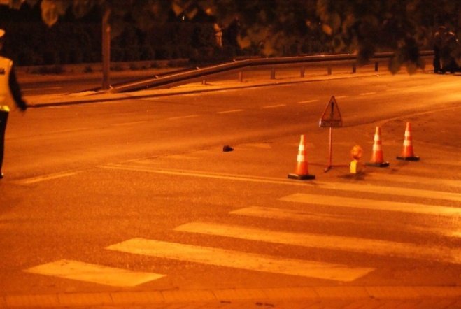 Śmiertelny wypadek na ul. Tragutta (01.05.09) - zdjęcie #25 - eOstroleka.pl