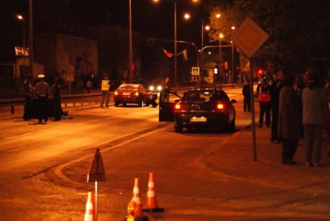 Śmiertelny wypadek na ul. Tragutta (01.05.09) - zdjęcie #19 - eOstroleka.pl