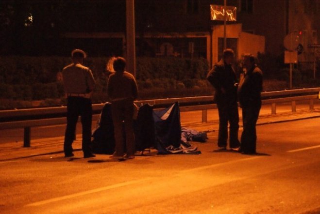 Śmiertelny wypadek na ul. Tragutta (01.05.09) - zdjęcie #18 - eOstroleka.pl