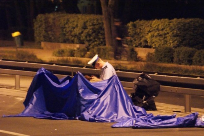 Śmiertelny wypadek na ul. Tragutta (01.05.09) - zdjęcie #5 - eOstroleka.pl