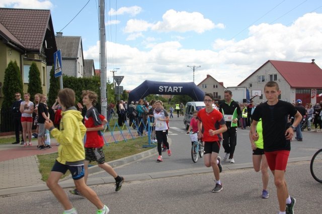 II Festiwal Biegowy „Zabiegaj o Borki” [30.06.2014] - zdjęcie #31 - eOstroleka.pl