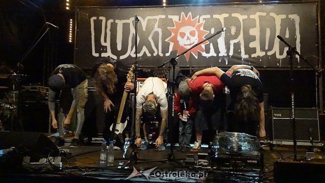 5 letni Marcel zaśpiewał z Luxtorpedą utwór Autystyczny [28.06.2014] - zdjęcie #7 - eOstroleka.pl
