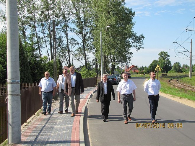 Odbiór chodnika w miejscowości Ławy i Rzekuń [09.07.2014] - zdjęcie #2 - eOstroleka.pl